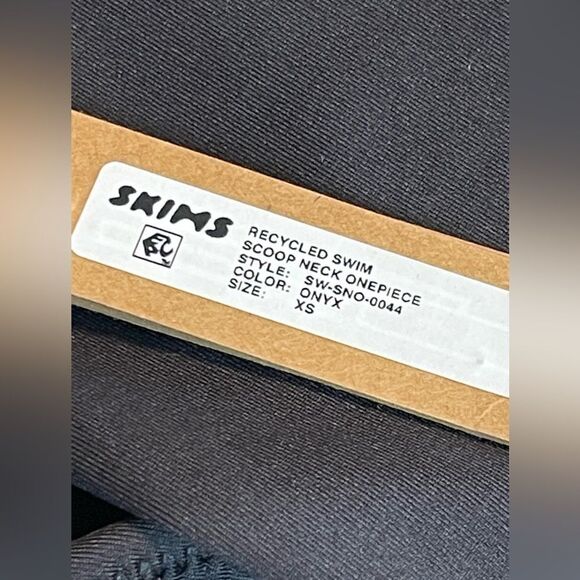 SKIMS scoop neck recycled swim one piece Onyx XS. NWT - Picture 6 of 10